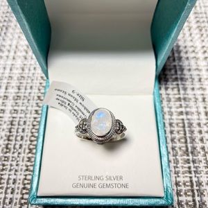 BRAND NEW Shivam 14k gold plated & sterling silver ring size 9 🤩 Box included